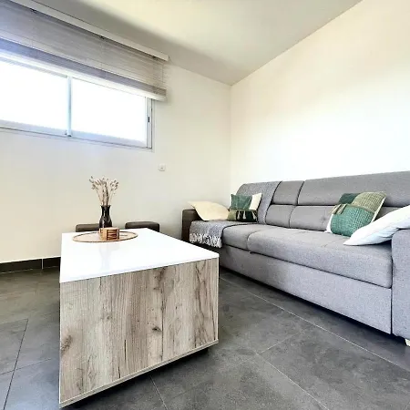 2 Bedroom Sea View