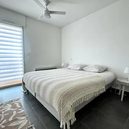 2 Bedroom Sea View * Porto Vecchio